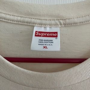 Supreme T-shirt